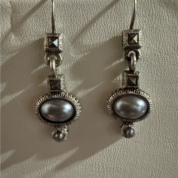 Handmade Jewelry - Signed LC Artisan Pearl Drop Handmade Sterling Silver Earrings Modern Vintage